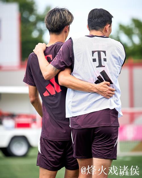 拜仁vs美因茨：凯恩领衔，伊藤洋辉、金玟哉、卡